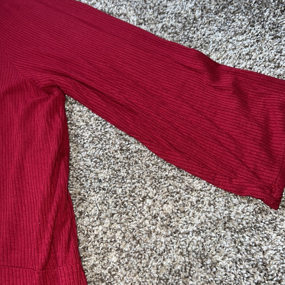 Avenue Ribbed Top - Picture 4 of 7